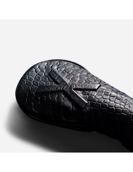 Vessel Embossé Hybrid golf Headcover